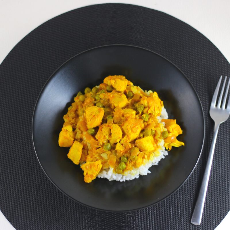 curry-de-pollo-con-arroz-jazmin